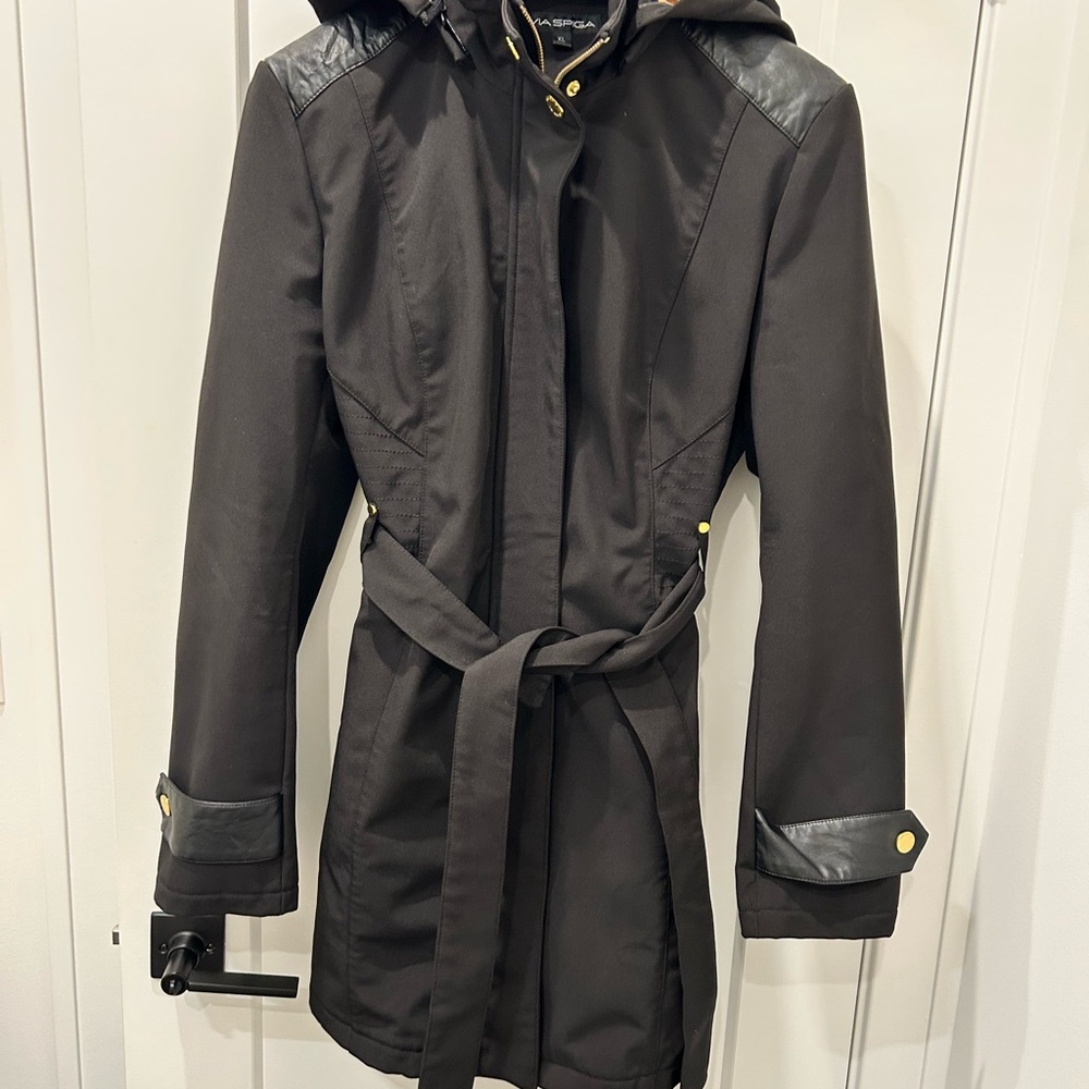 Via Spiga Black Women's Jacket with Leopard Print Lining